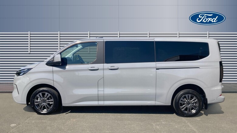 Ford Tourneo Custom 320 L2 Diesel Fwd 2.0 EcoBlue 170ps H1 Titanium 8 seater Auto